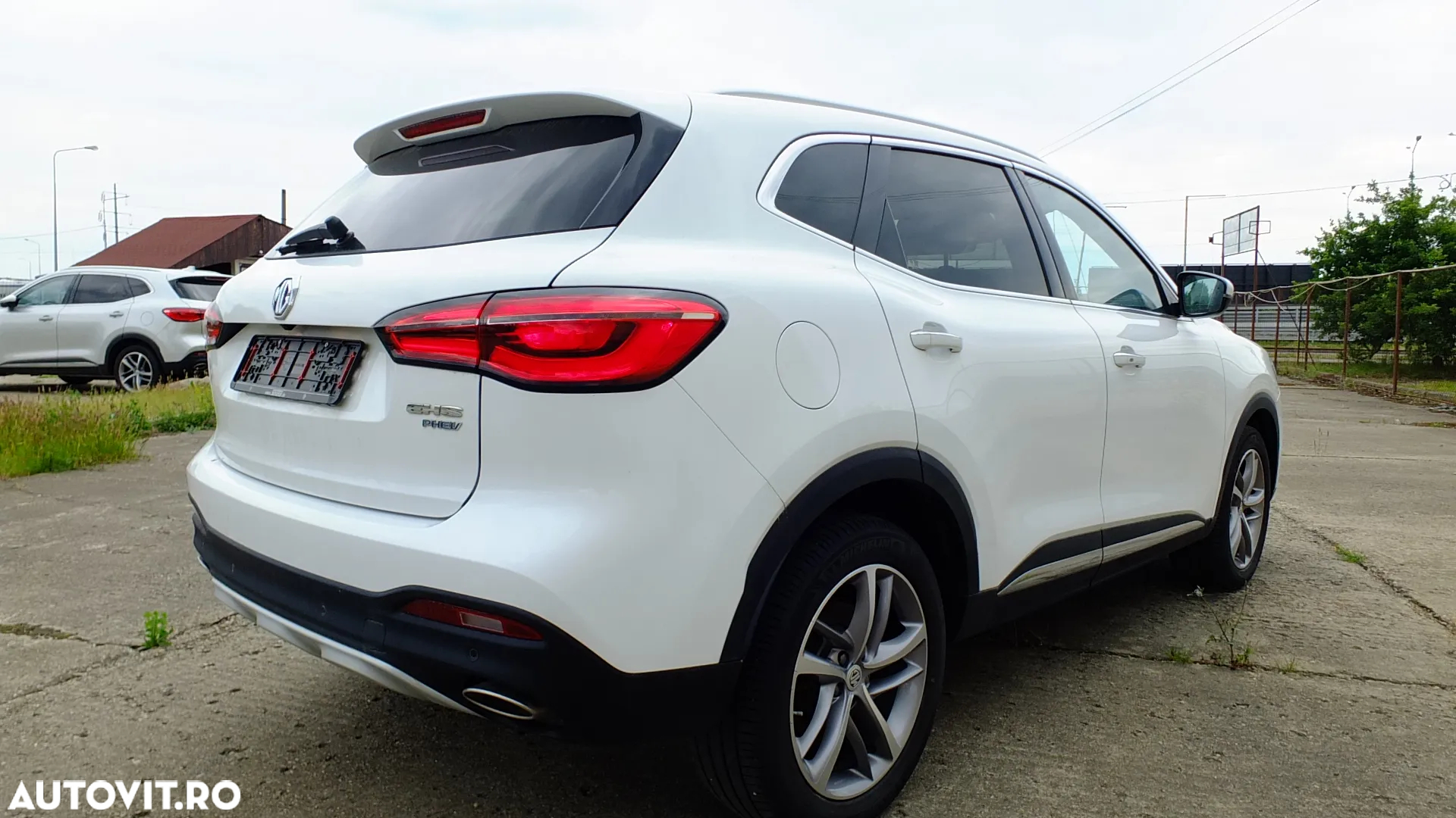 MG EHS 1.5 T-GDi AT PHEV Exclusive - 6