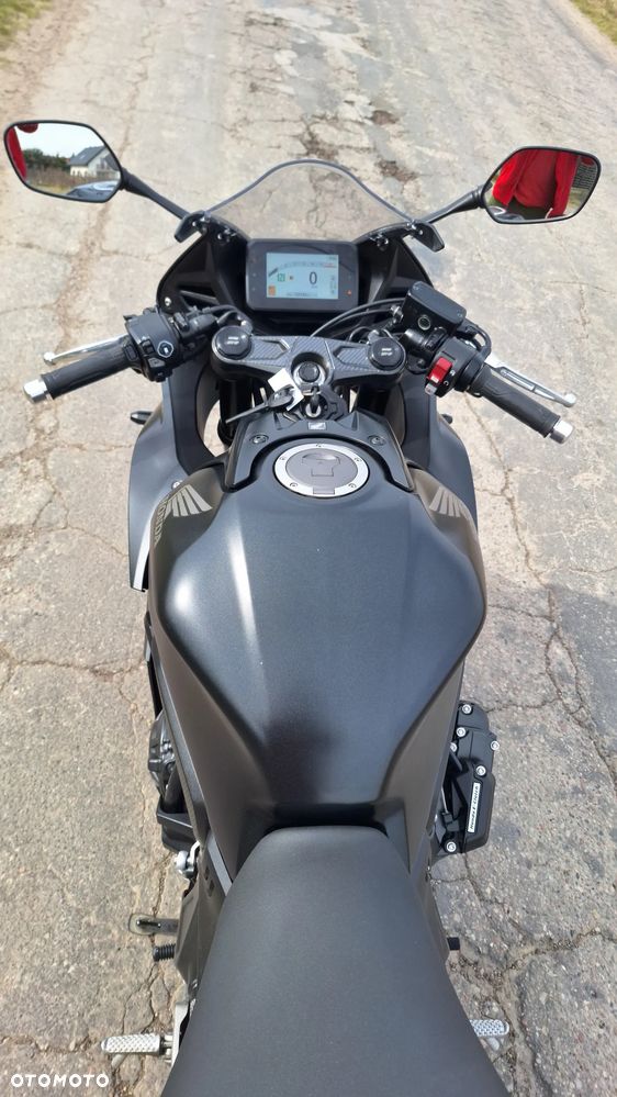 Honda CBR - 22