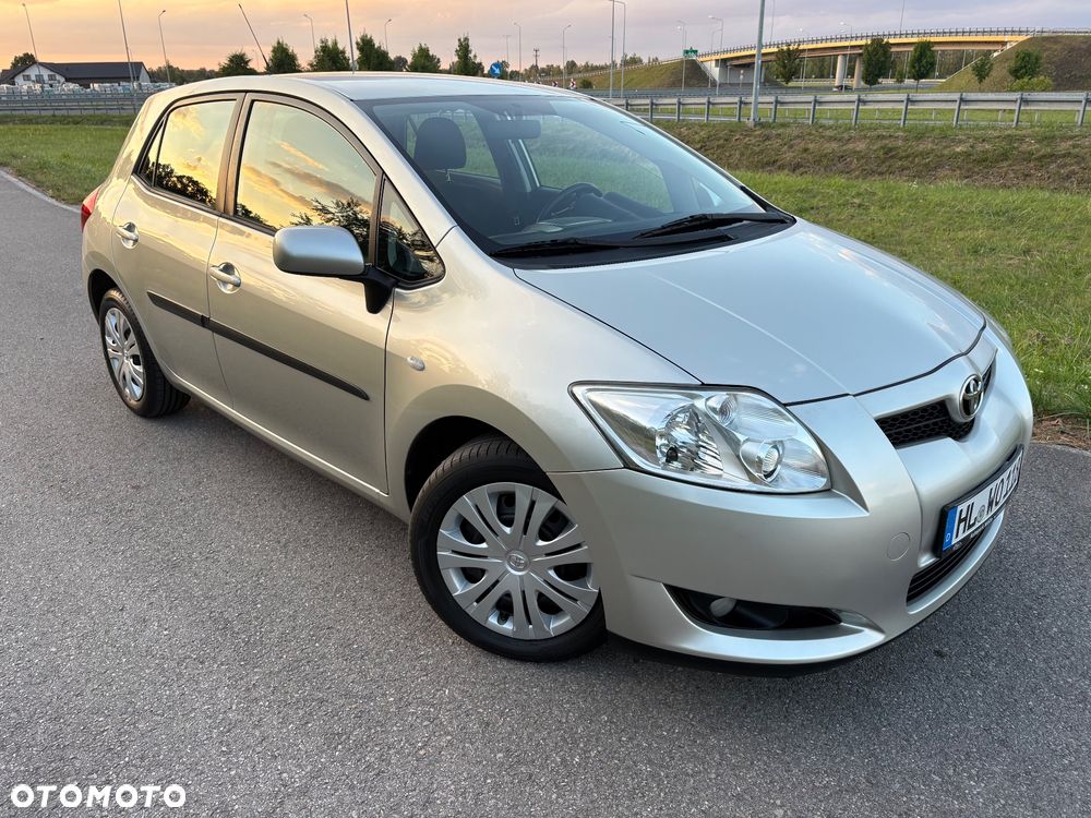 Toyota Auris 1.6 VVT-i Premium MM - 9