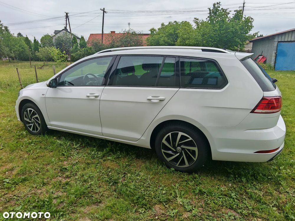 Volkswagen Golf - 5