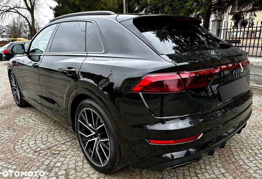 Audi Q8 - 7
