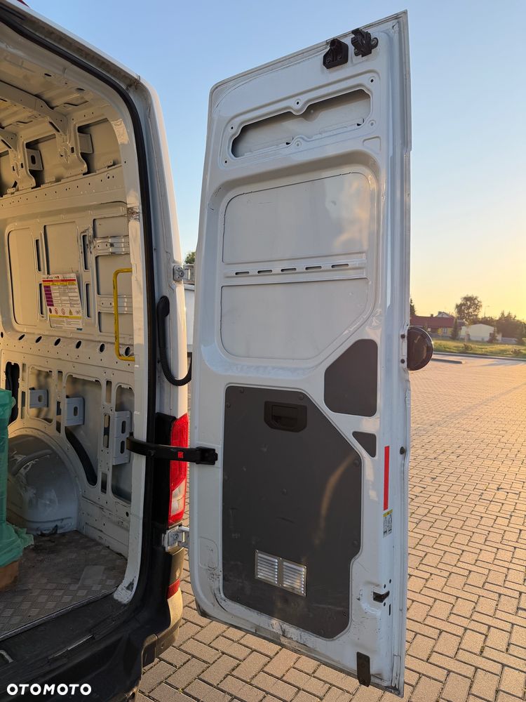 Volkswagen Crafter - 22