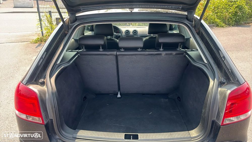 Audi A3 2.0 TDI S-line DSG - 13