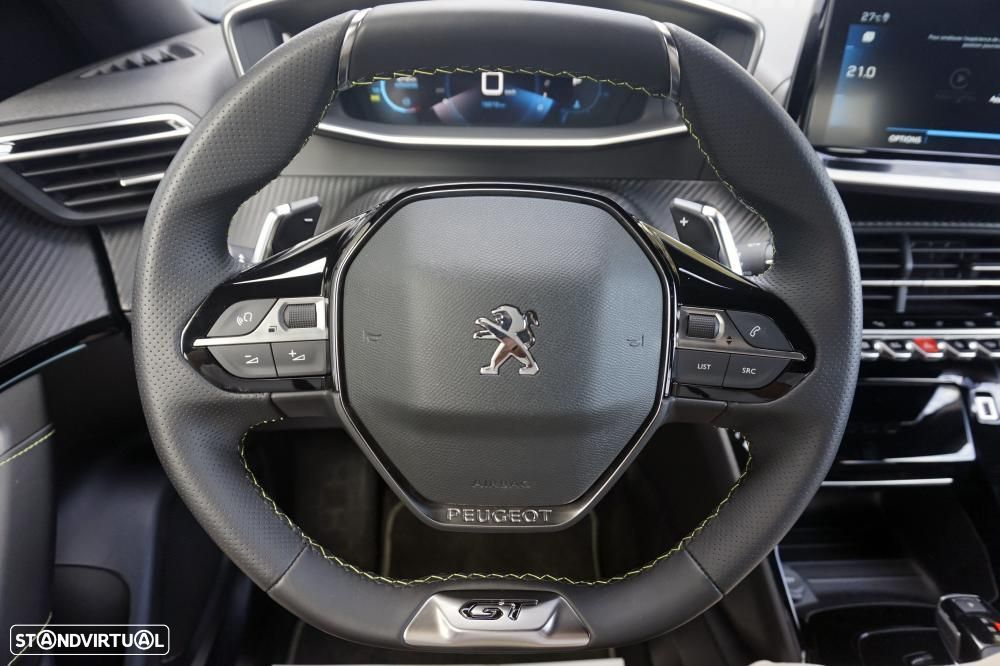 Peugeot 2008 1.2 PureTech GT EAT8 - 11