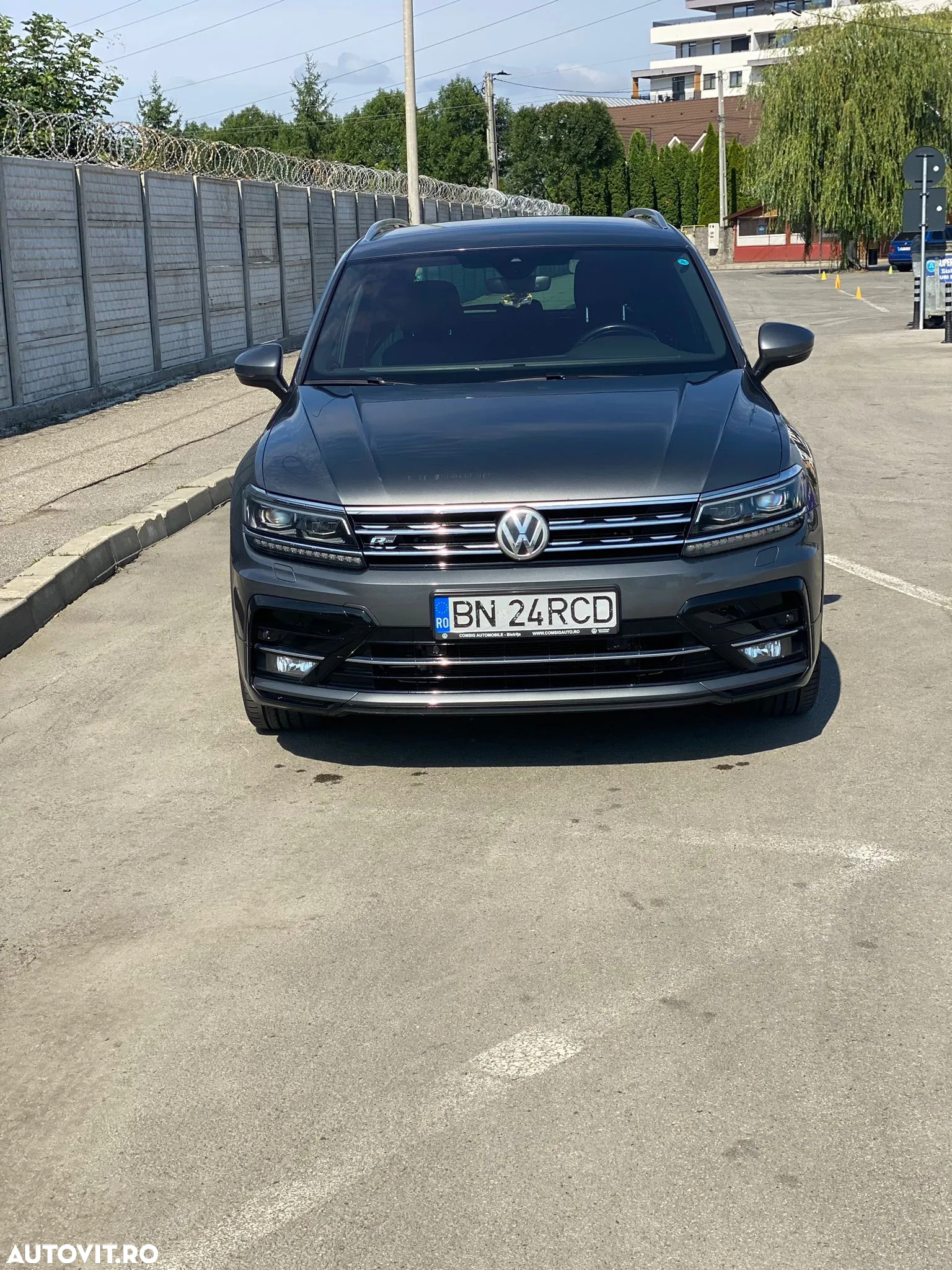 Volkswagen Tiguan 2.0 TDI 4Mot DSG Highline - 4