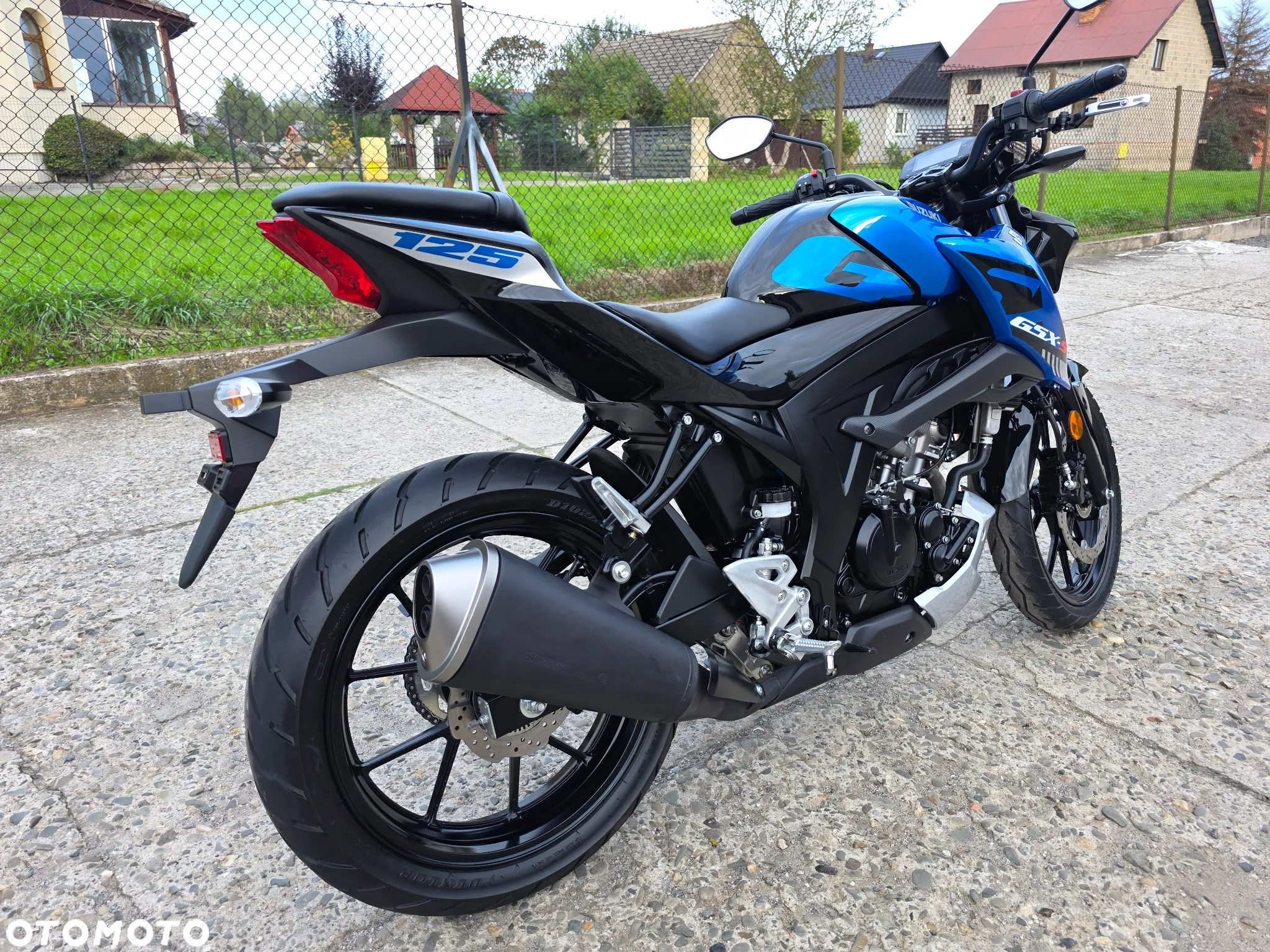 Suzuki GSX - 2