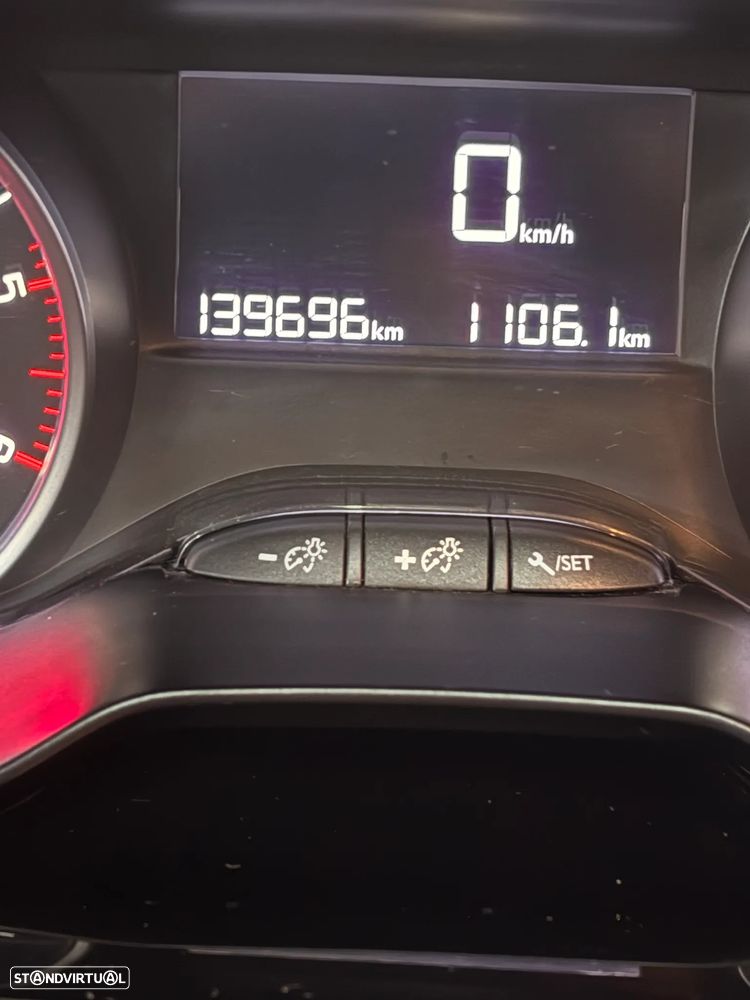 Peugeot 208 1.6 BlueHDi Active - 16