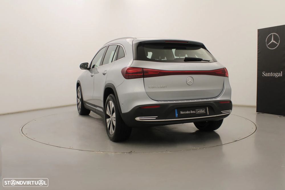Mercedes-Benz EQA 250+ Progressive - 9