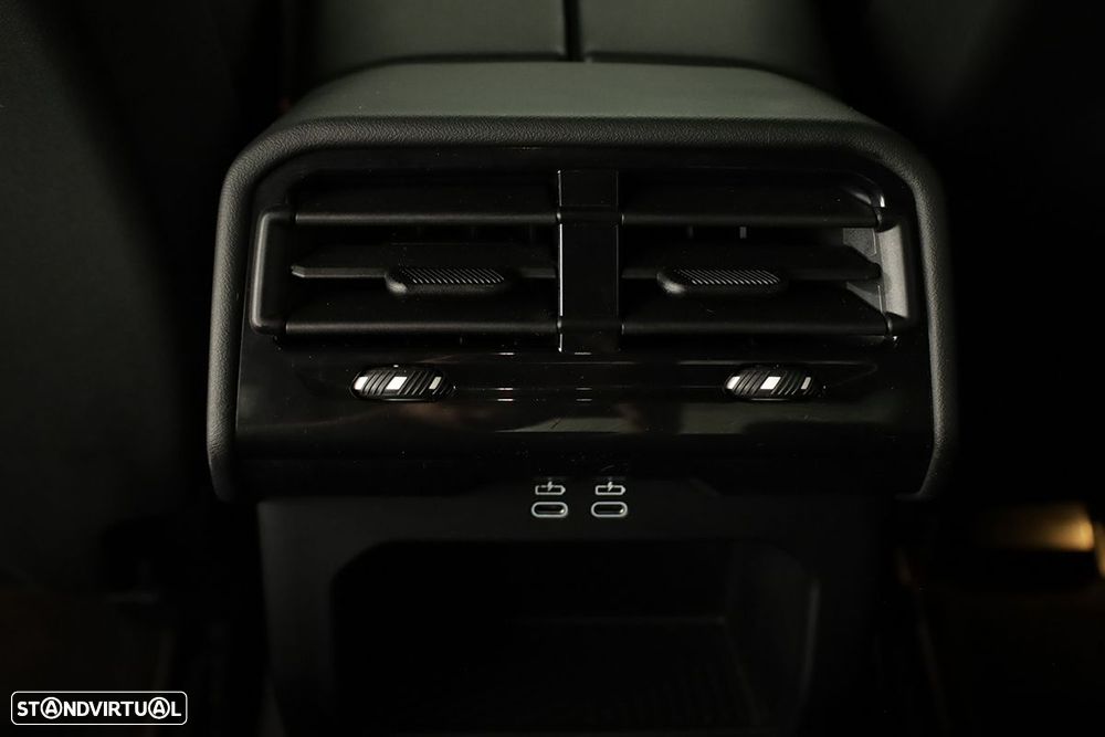 BMW 520 d Pack Desportivo M - 28