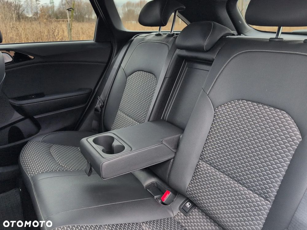 Kia Ceed 1.5 T-GDI Tribute - 18