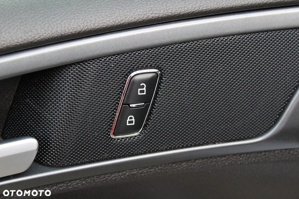 Ford Mondeo - 15
