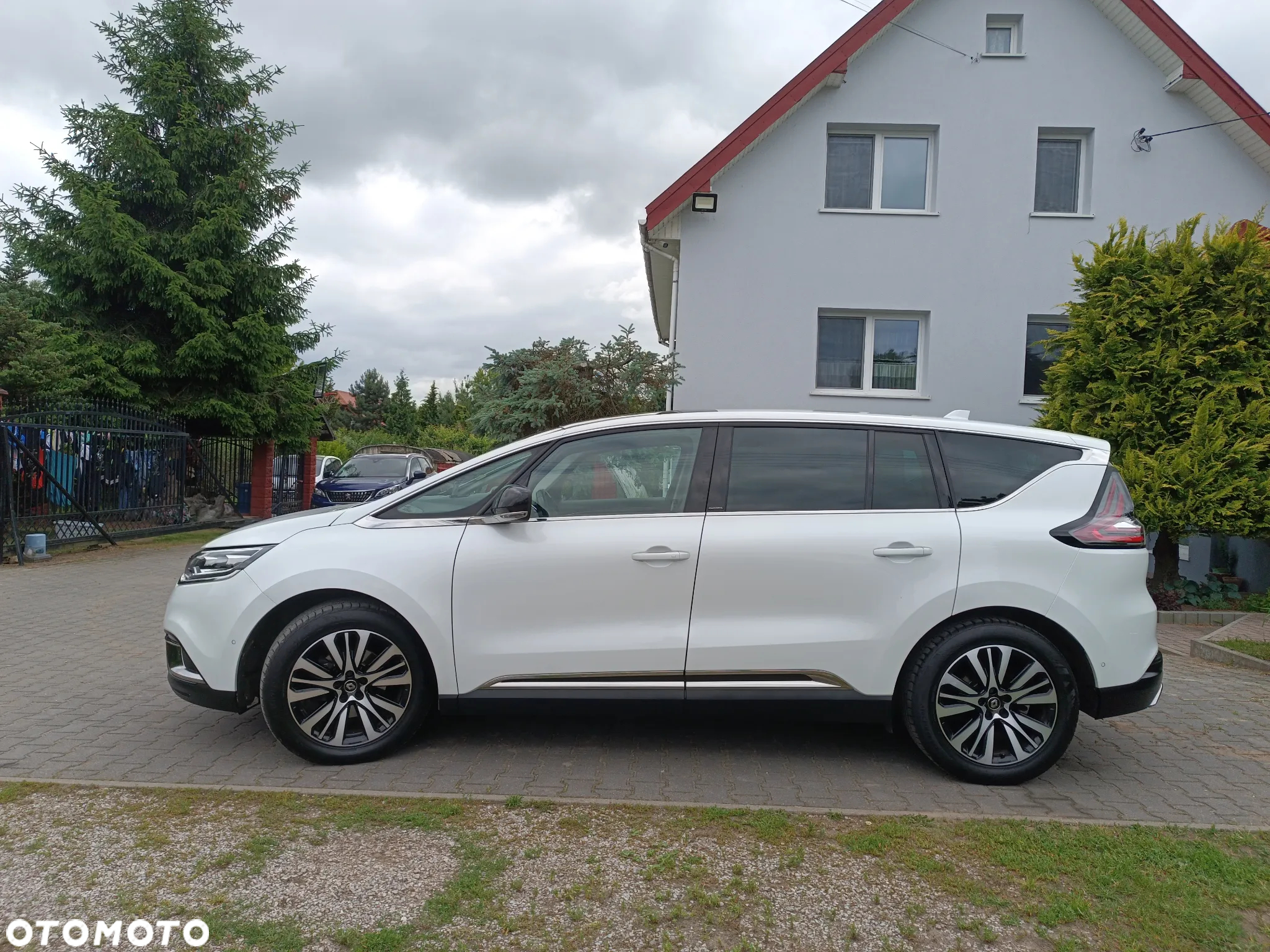 Renault Espace 2.0 Blue dCi Initiale Paris EDC - 4