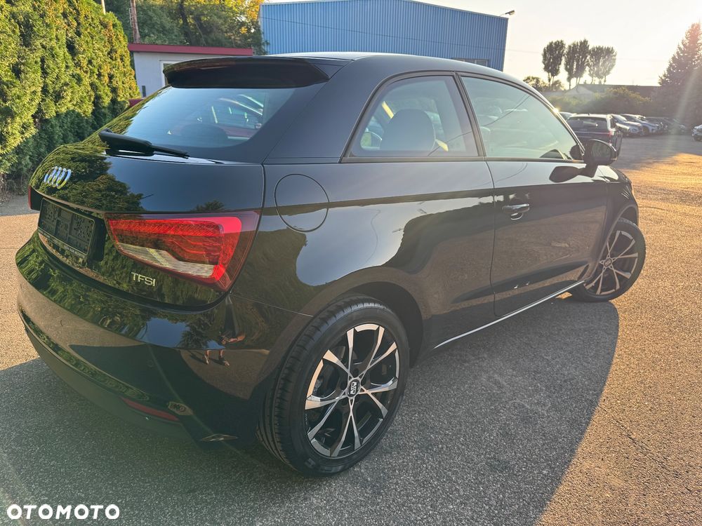 Audi A1 3-drzwiowe 1.4 TFSI S tronic design - 28