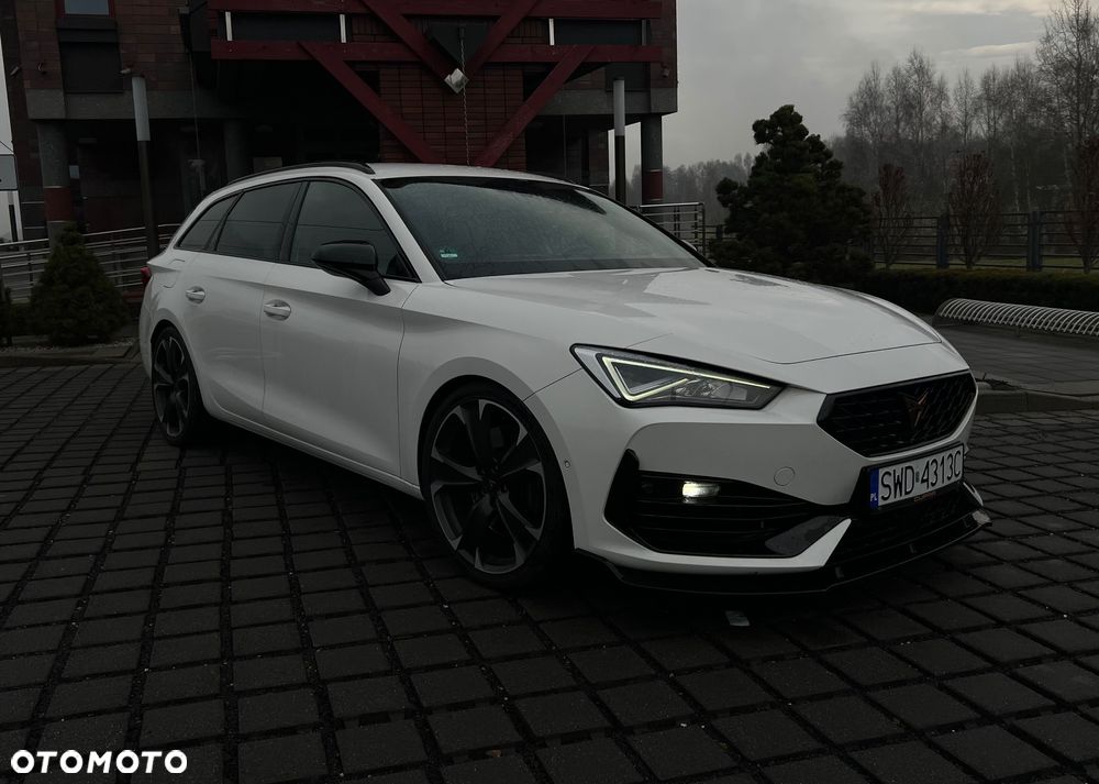 Cupra Leon Sportstourer 2.0 TSI 4Drive VZ Cup DSG - 5