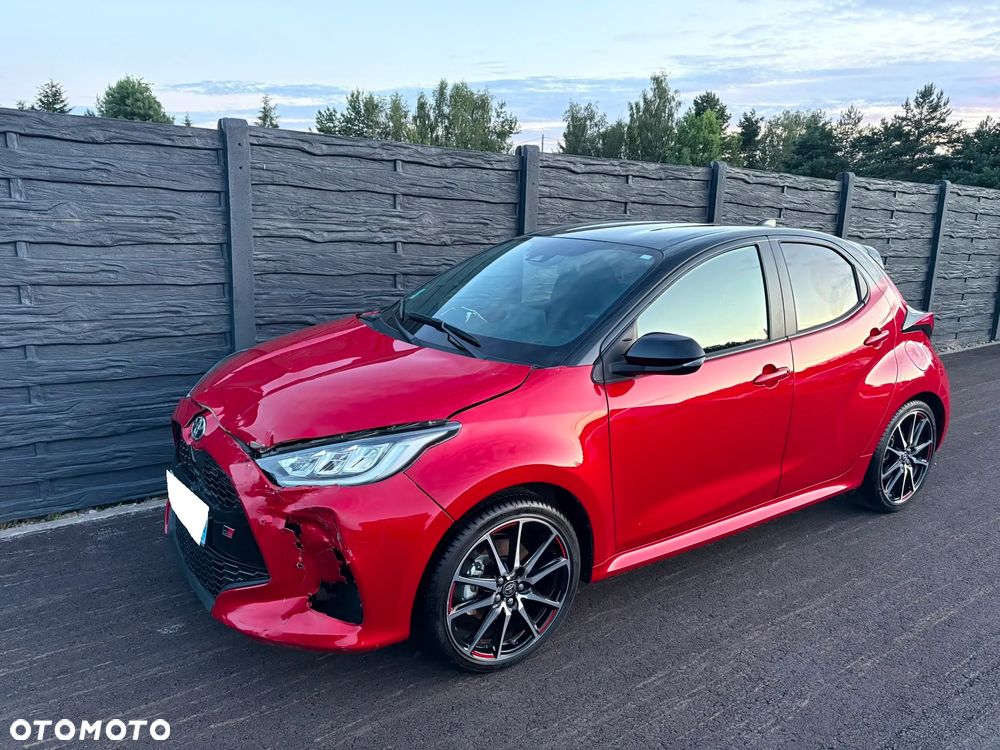 Toyota Yaris 1.5 VVT-i GR SPORT - 3