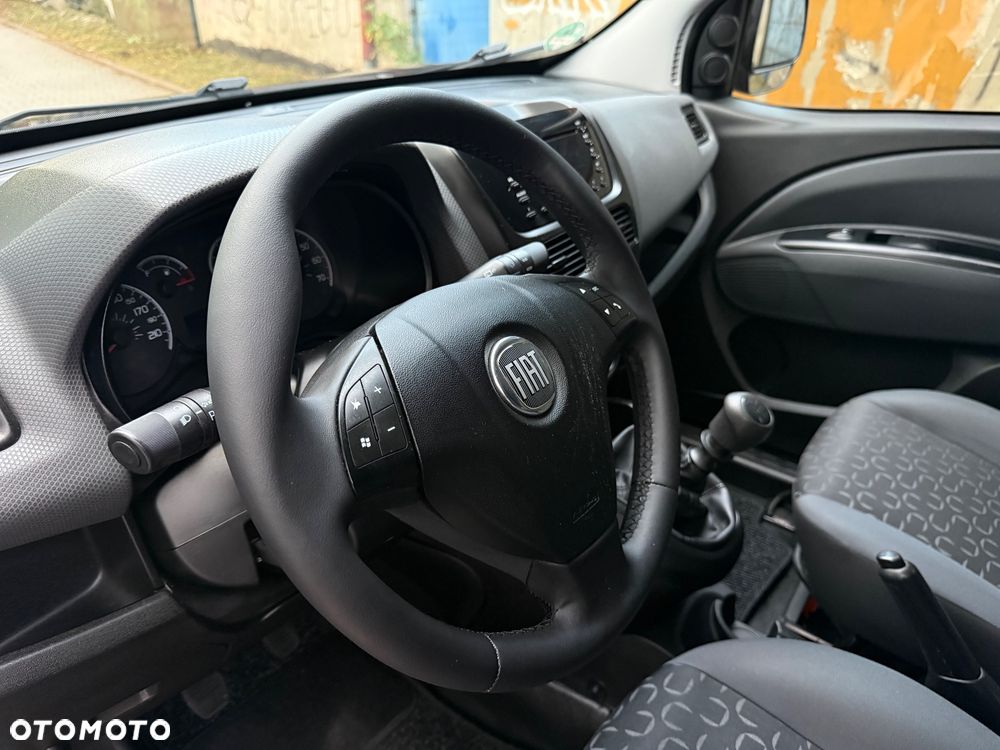Fiat Doblo - 22