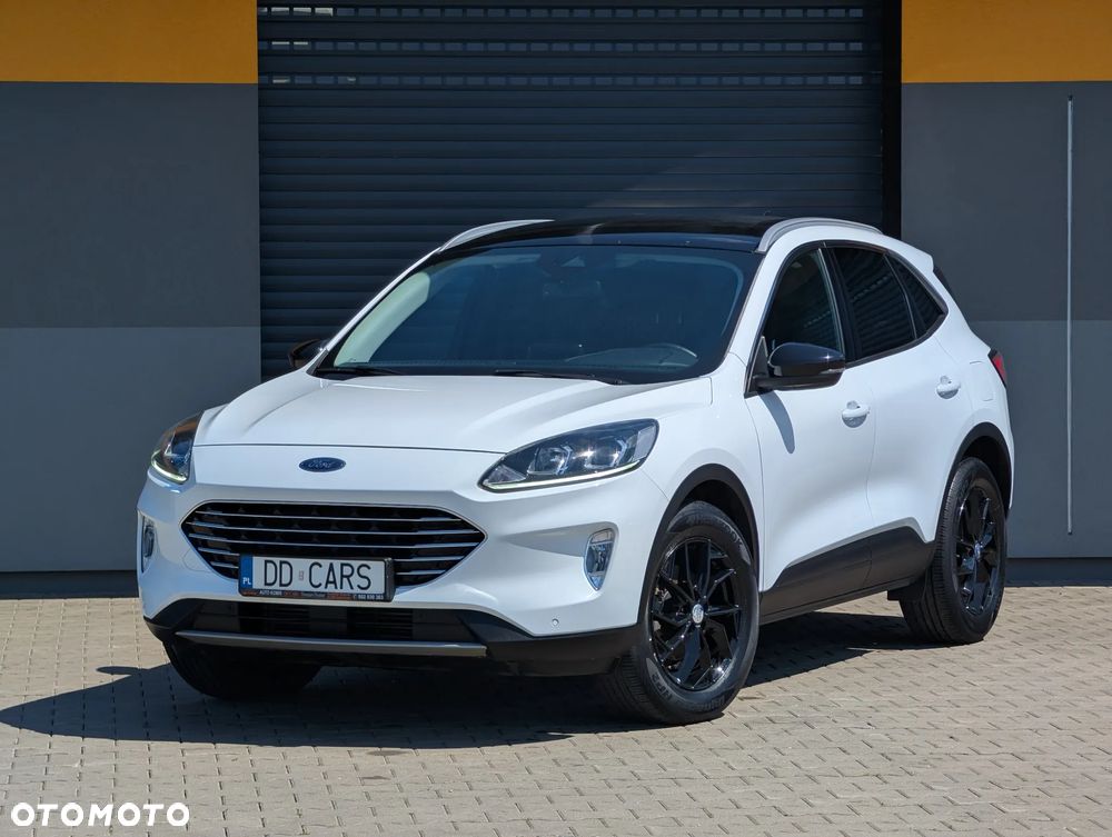 Ford Kuga 1.5 EcoBoost TITANIUM X - 2