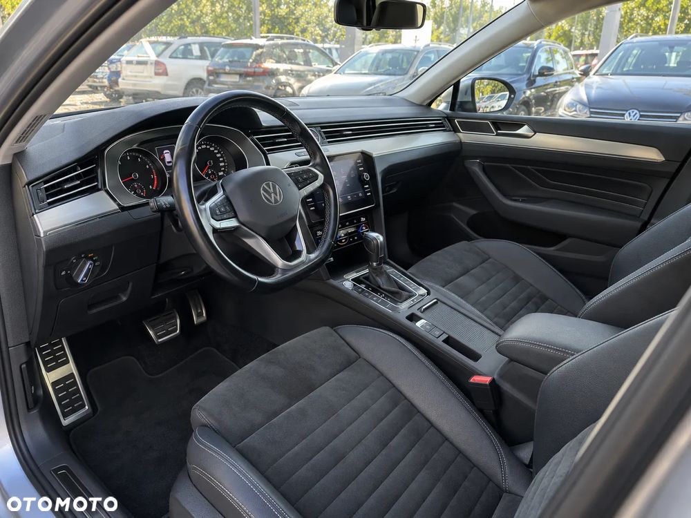 Volkswagen Passat Variant 2.0 TDI SCR DSG Elegance - 7