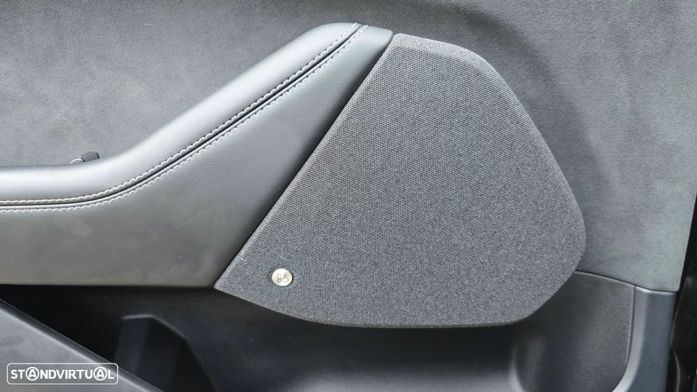 Ford Mustang Mach-E 98.7 kWh GT AWD - 11