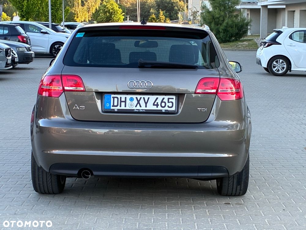 Audi A3 Sportback 2.0 TDI DPF S line Sportpaket (plus) - 26