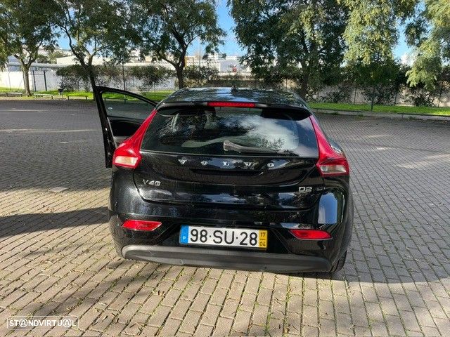 Volvo V40 2.0 D2 Momentum - 7
