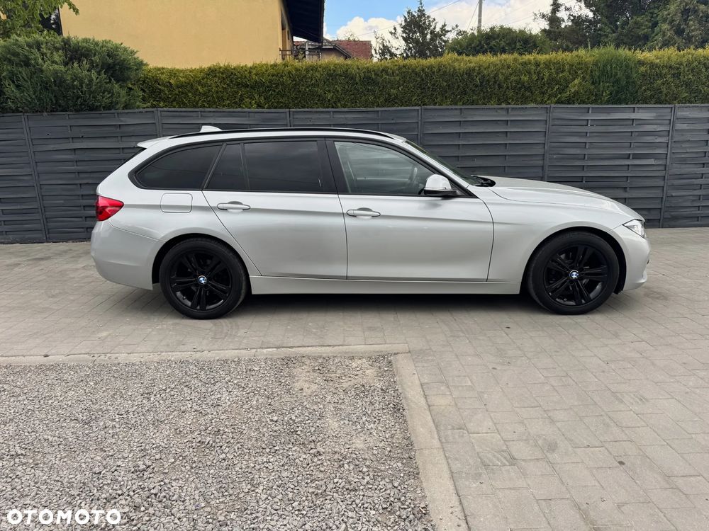 BMW Seria 3 318d - 5