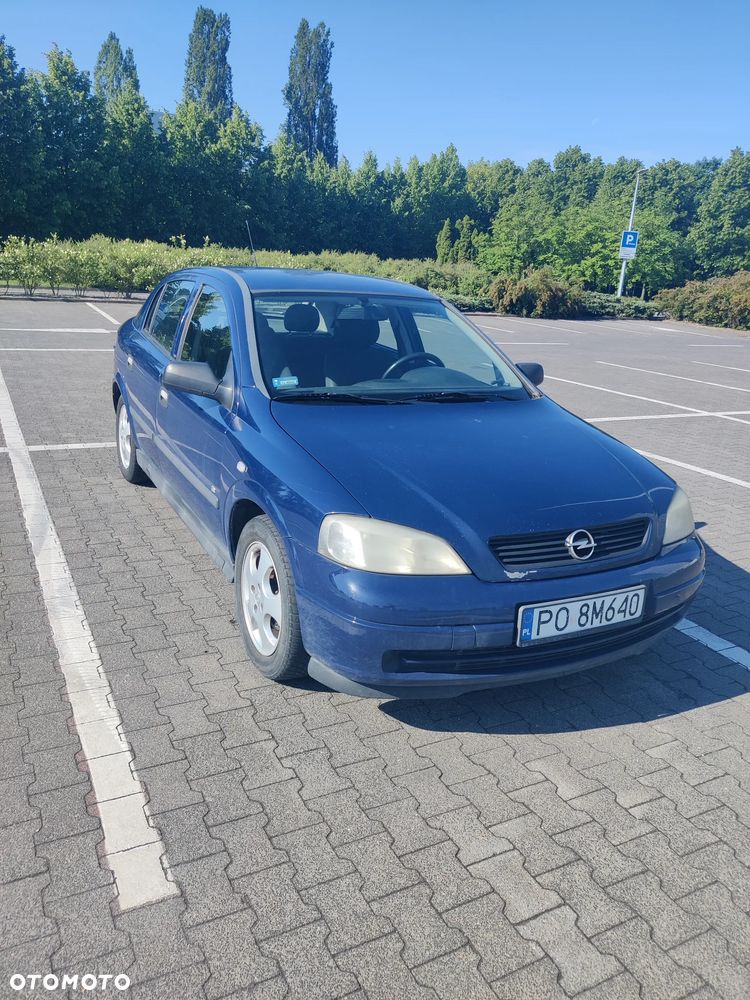 Opel Astra - 2