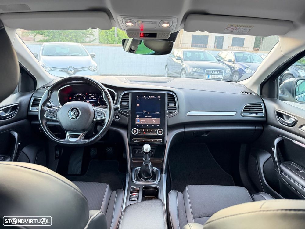 Renault Mégane 1.5 Blue dCi Intens - 8