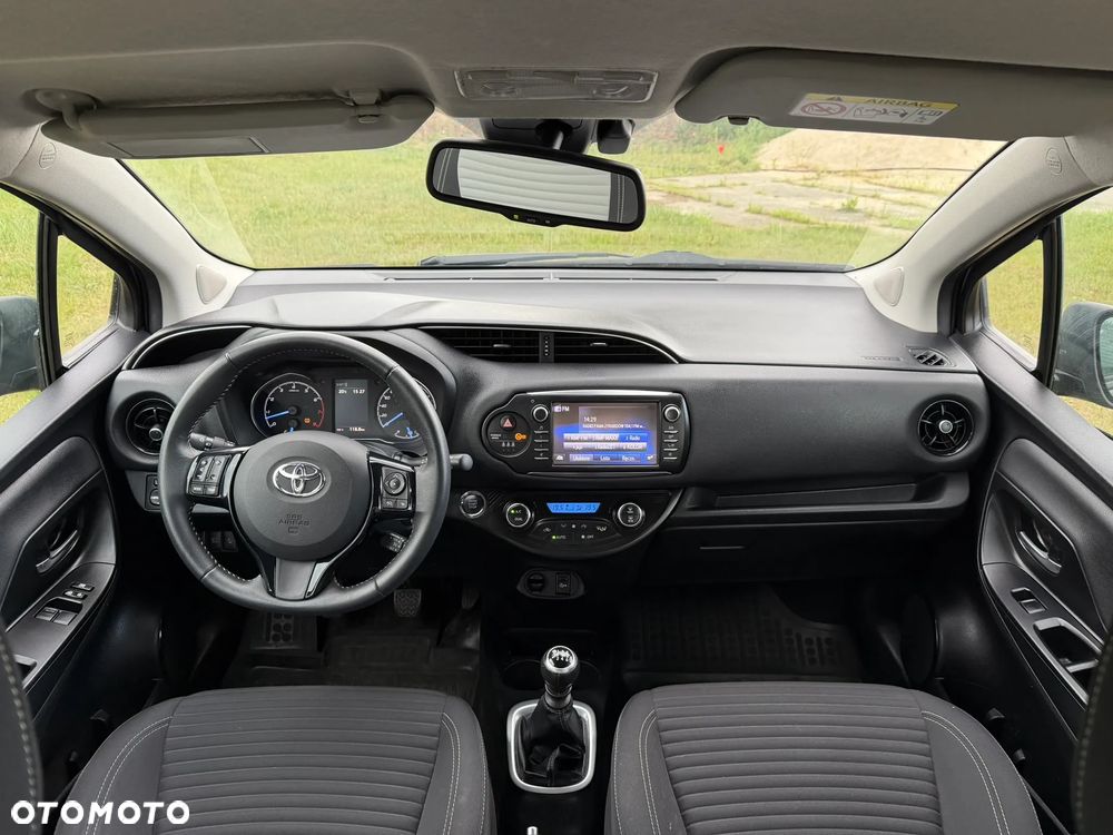 Toyota Yaris 1.5 Selection - 4