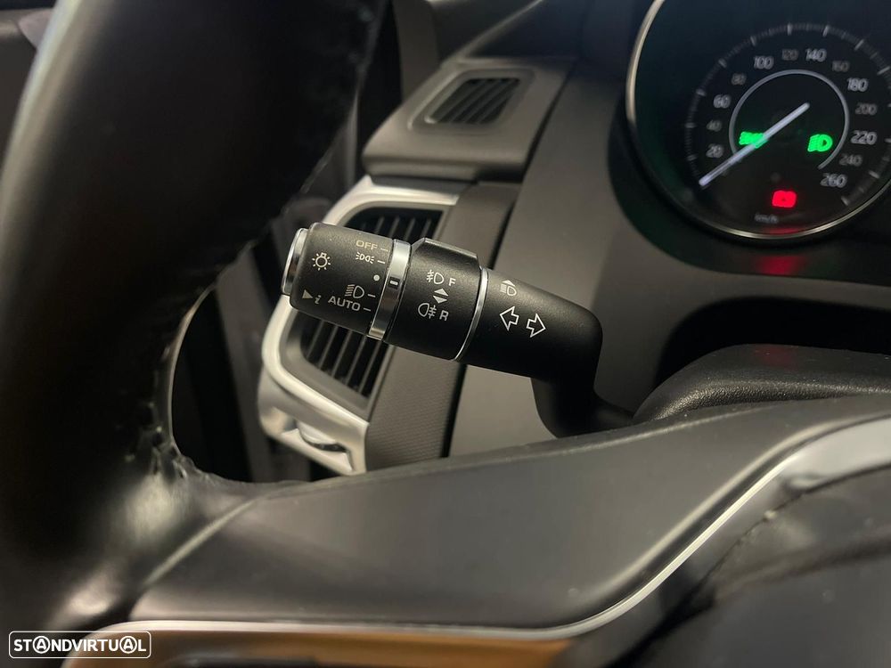 Jaguar E-Pace 2.0 i4D R-Dynamic - 10