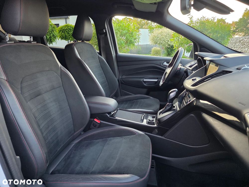 Ford Kuga 2.0 TDCi FWD ST-Line - 30