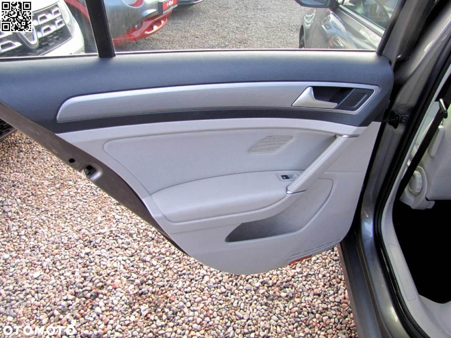 Volkswagen Golf - 17