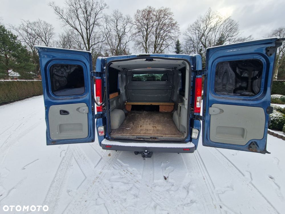Opel Vivaro - 16