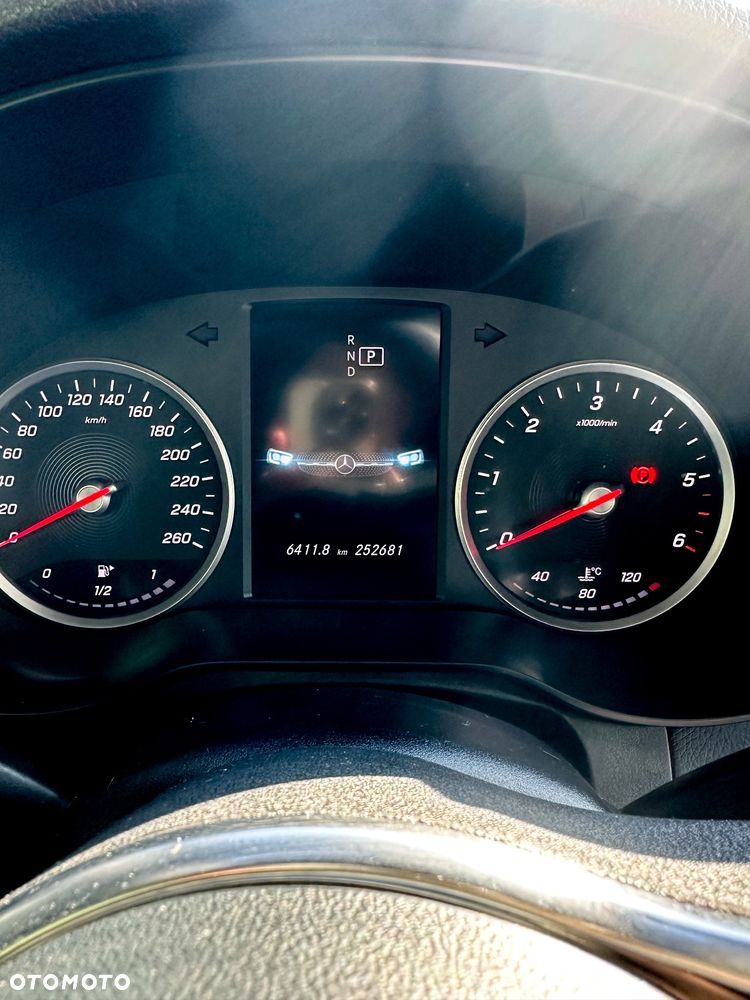 Mercedes-Benz GLC 220 d 4-Matic - 6