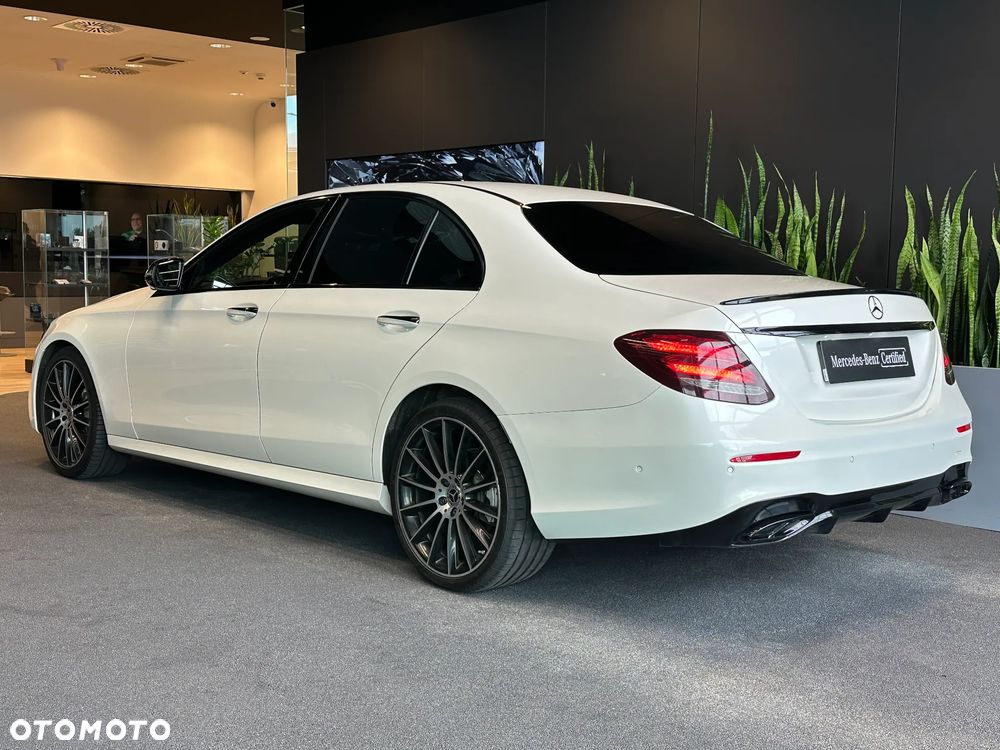 Mercedes-Benz Klasa E 220 d 9G-TRONIC - 4