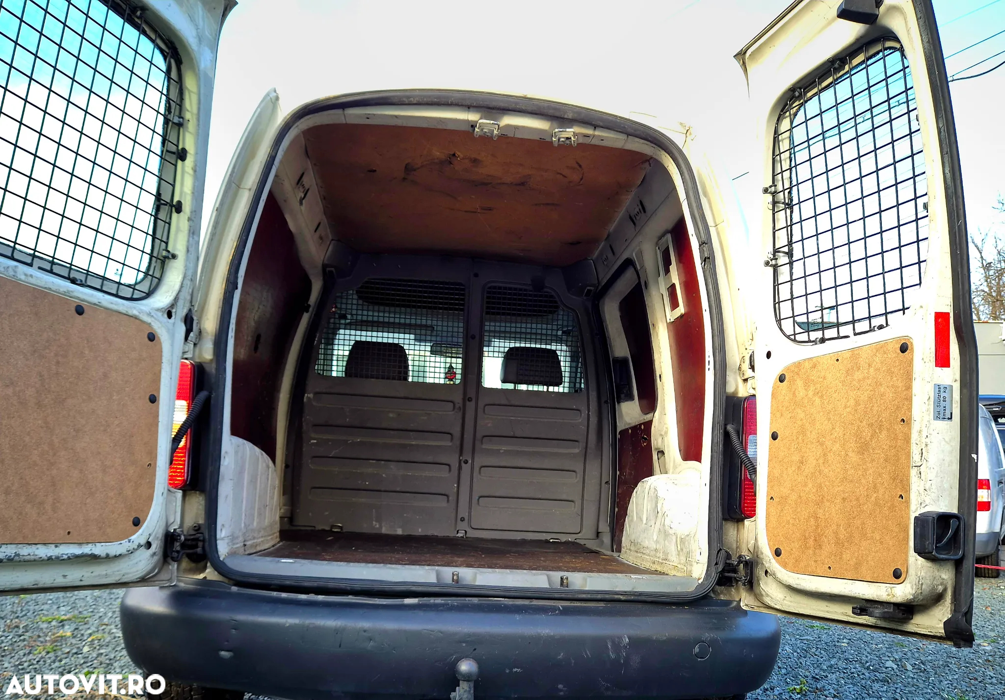 Volkswagen Caddy 2.0 SDI (7-Si.) - 4