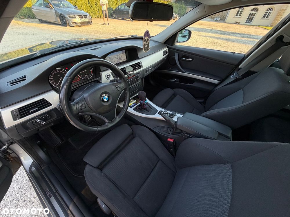 BMW Seria 3 - 12