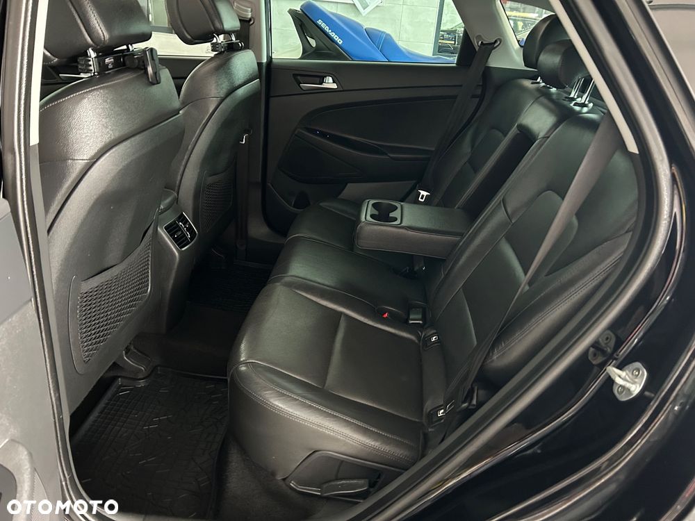 Hyundai Tucson blue 1.7 CRDi 2WD Advantage - 18