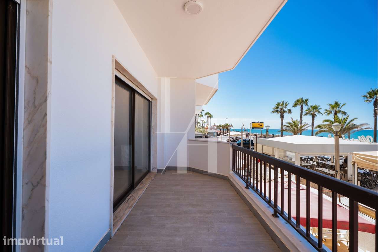 T2+1 renovado com garagem e vista mar, Quarteira - Grande imagem: 5/30