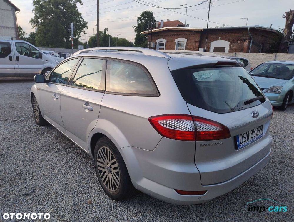Ford Mondeo - 8