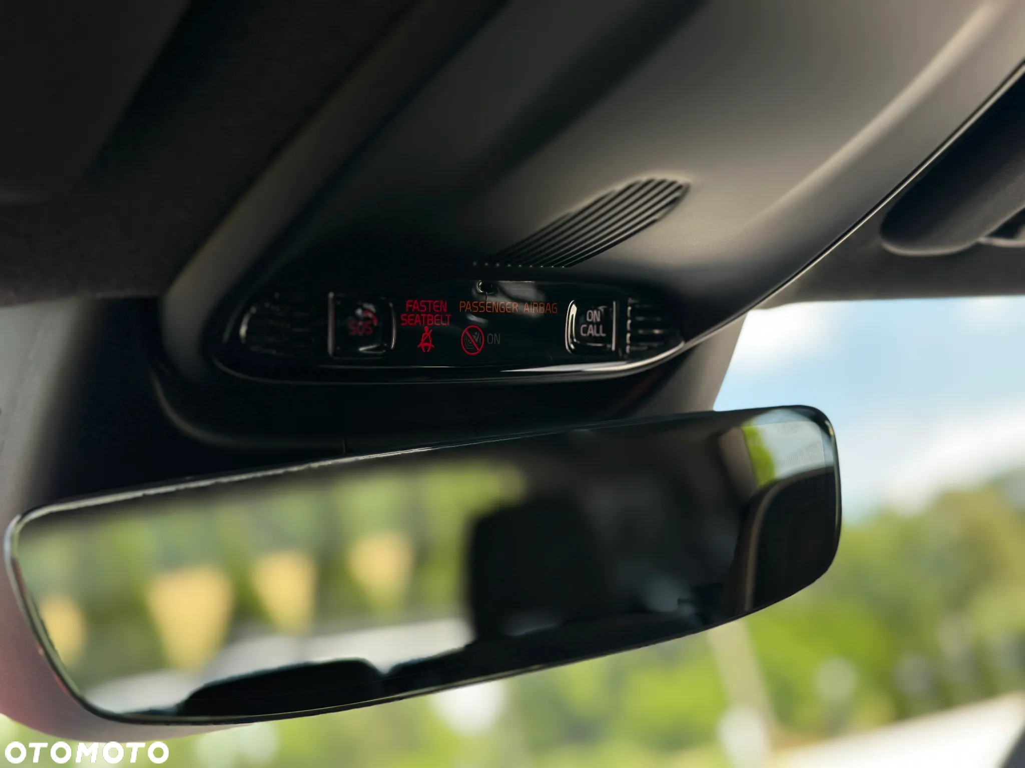 Volvo XC 40 D4 AWD Geartronic R-Design - 40