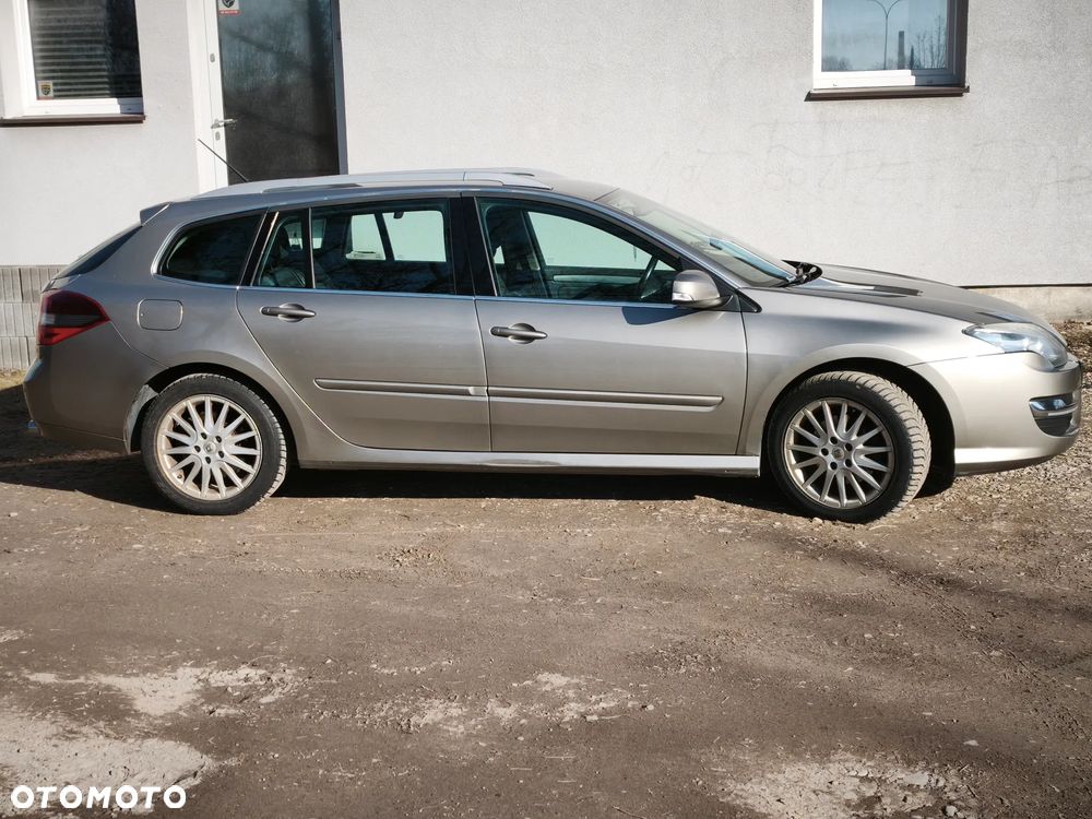 Renault Laguna ver-2-0-dci-black-edition - 3