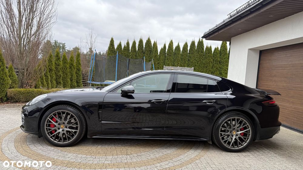 Porsche Panamera Turbo - 3