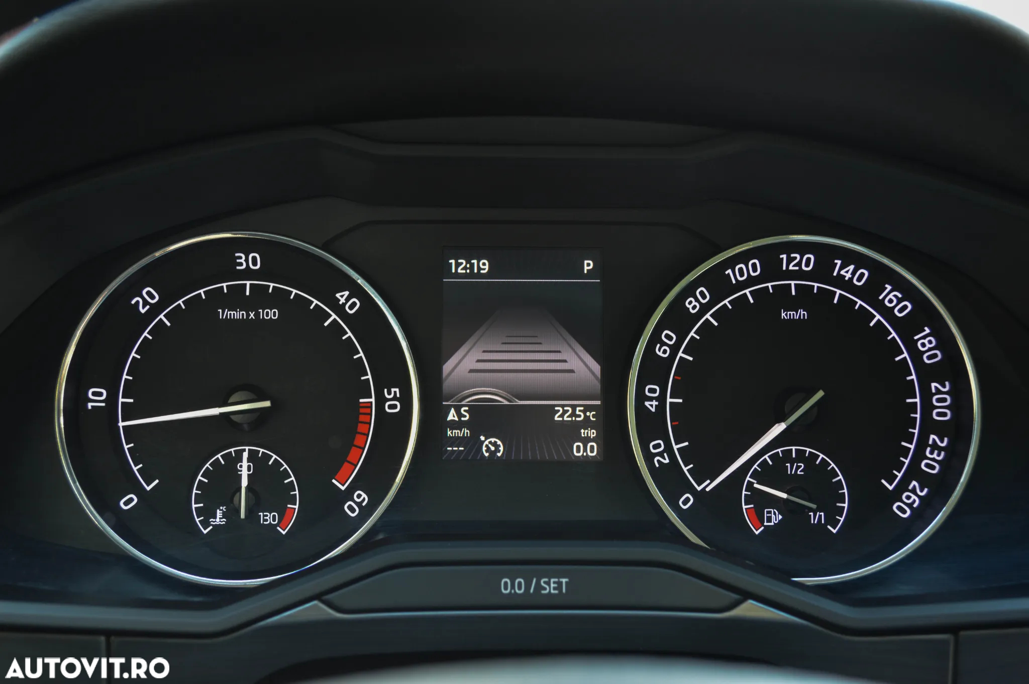 Skoda Superb 2.0 TDI DSG Ambition - 12