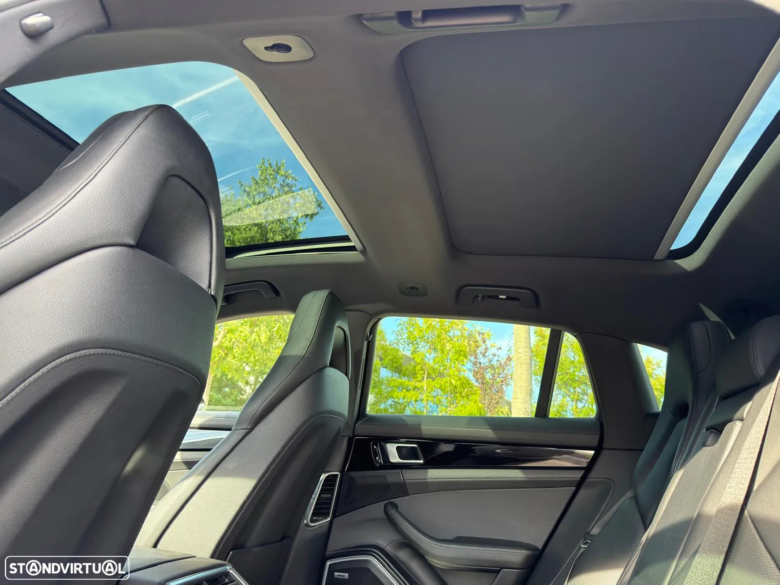 Porsche Panamera Sport Turismo 4 E-Hybrid - 18