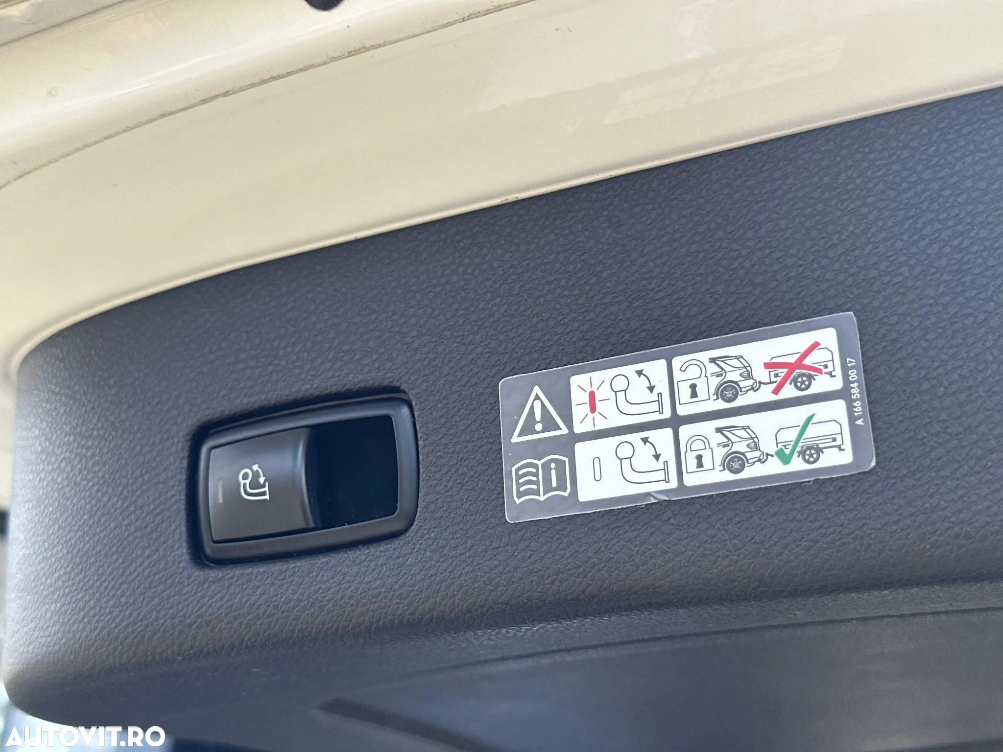 Mercedes-Benz GLS 400 4MATIC Aut - 32