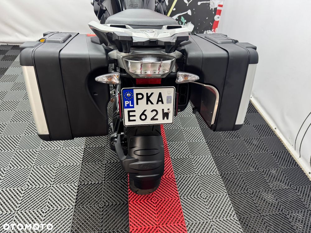BMW R - 22