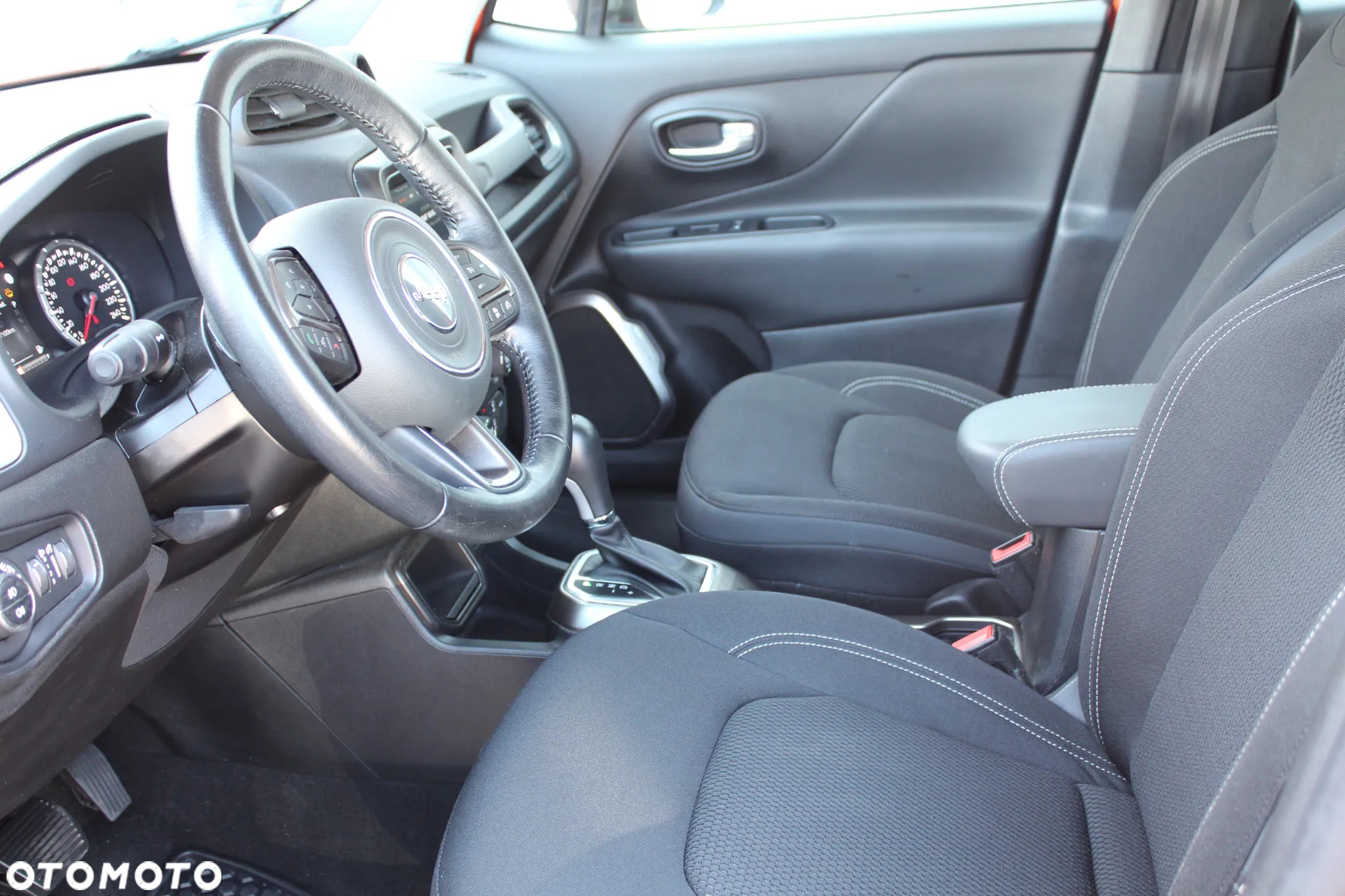 Jeep Renegade 1.3 GSE T4 Turbo Limited FWD S&S - 13