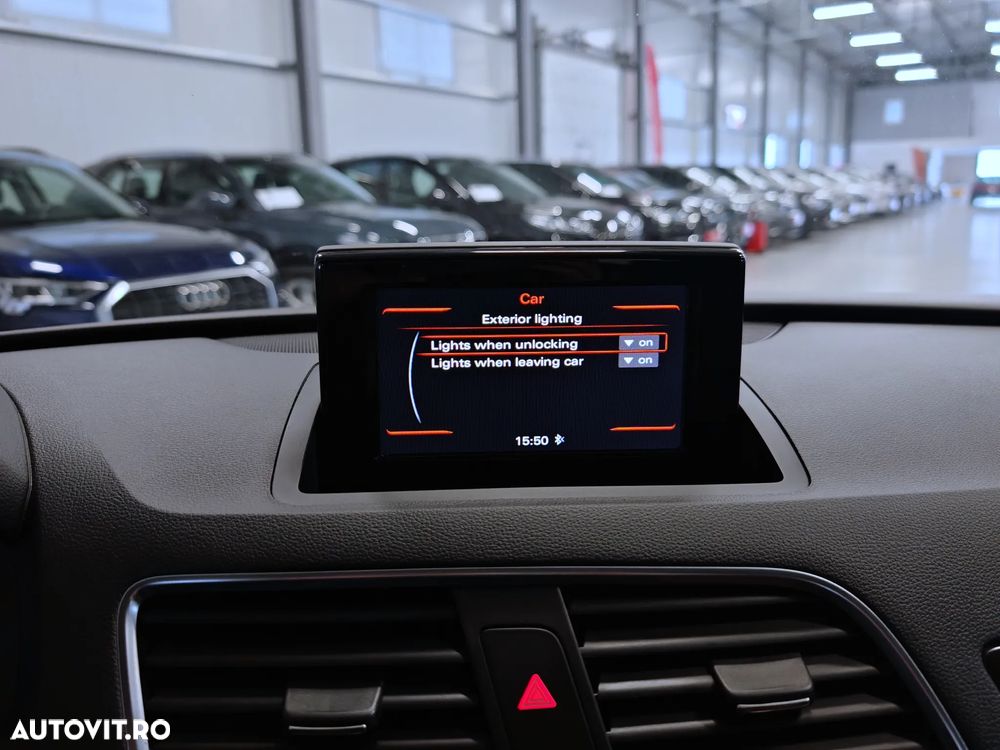 Audi Q3 2.0 TDI Quattro S tronic - 27