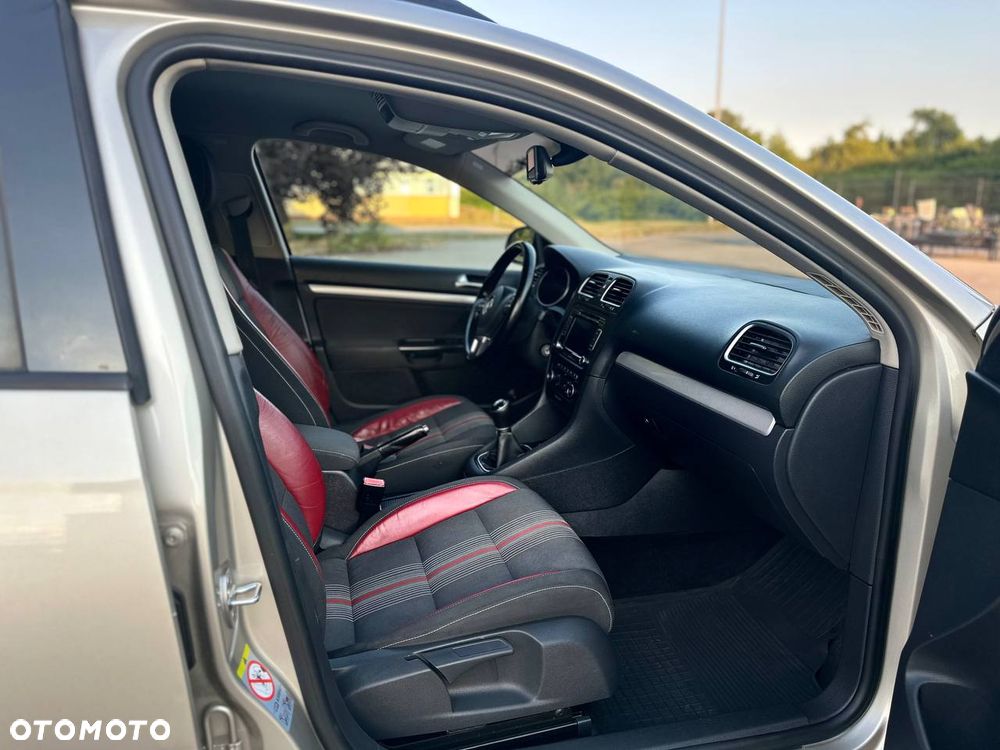 Volkswagen Golf 1.6 TDI DPF MATCH - 31